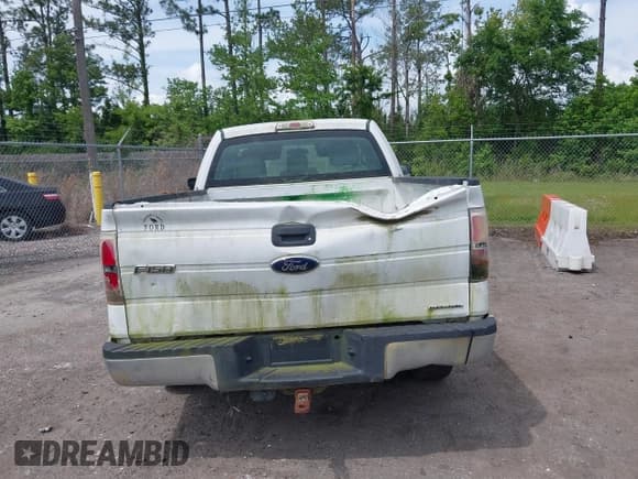 ✅ 2013 Ford F-150 XL • VIN: 1FTMF1CF0DFB49260 • Лот: 42093483. Опубликован ранее на IAAI с пробегом 169 287 миль. Бесплатный доступ к архиву аукционных продаж из США и подробный отчёт об истории автомобиля на DreamBid. Изображение 16.