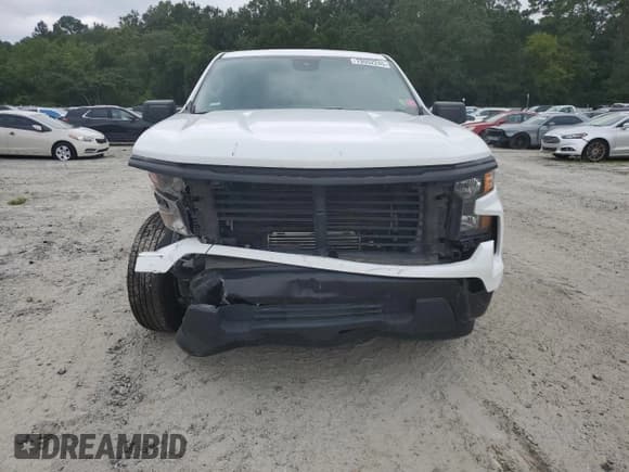 ✅ 2022 Chevrolet Silverado 1500 Work Truck • VIN: 1GCPAAEK8NZ624093 • Lot: 70552245. Wystawiony na Copart z przebiegiem 96 336 mil. Bezpłatny archiwum sprzedaży aukcyjnych z USA i szczegółowy raport historii pojazdu na DreamBid. Zdjęcie 5.