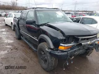 ✅ 2003 Chevrolet S-10 LS • VIN: 1GCDT13XX3K132733 • Лот: 41732952. Опубликован ранее на IAAI с пробегом 141 180 миль. Бесплатный доступ к архиву аукционных продаж из США и подробный отчёт об истории автомобиля на DreamBid. Изображение 1.