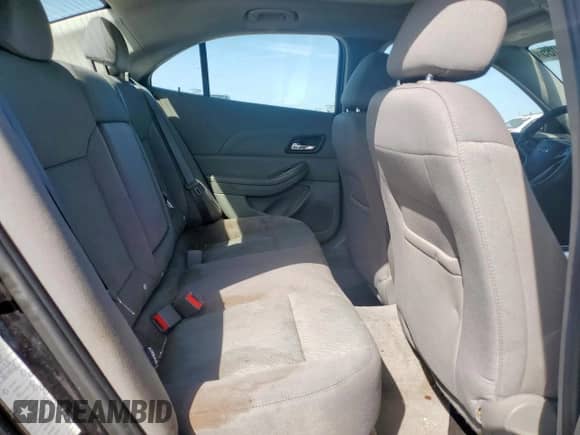 2015 Chevrolet Malibu LS z VIN 1G11A5SL4FF259871, wystawiony jako Copart lot #66837085 z przebiegiem 199 339 mil mil oraz Szkoda całkowita • Salvage title. Historia ofert i sprzedaży dostępna na DreamBid. Obrazek 10.