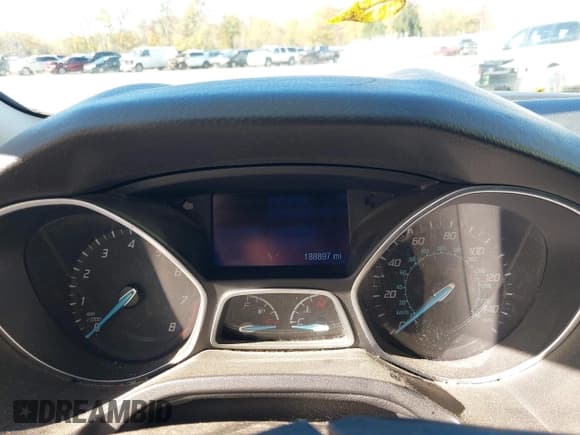 ✅ 2014 Ford Focus SE • VIN: 1FADP3K25EL389677 • Lot: 43570011. Listed on IAAI with 188,897 mi. Free auction sales archive from the USA and detailed vehicle history report at DreamBid. Image 7.