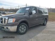 ✅ 2018 Nissan NV 3500 HD SL • VIN: 5BZAF0AA2JN850131 • Lot: 43685889. Wystawiony na IAAI z przebiegiem 236 719 mil. Bezpłatny archiwum sprzedaży aukcyjnych z USA i szczegółowy raport historii pojazdu na DreamBid. Zdjęcie 17.