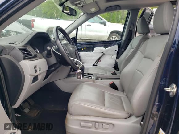 ✅ 2018 Honda Pilot EX-L • VIN: 5FNYF6H72JB046857 • Лот: 57030165. Опубликован ранее на Copart с пробегом 81 885 миль. Бесплатный доступ к архиву аукционных продаж из США и подробный отчёт об истории автомобиля на DreamBid. Изображение 7.