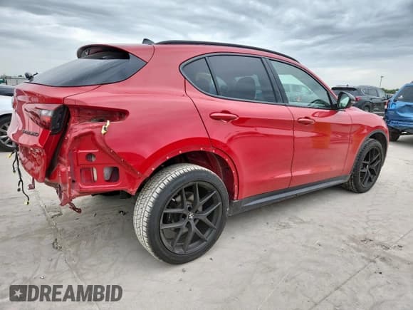 ✅ 2019 Alfa Romeo Stelvio • VIN: ZASPAKAN9K7C69245 • Lot: 63519445. Listed on Copart with 50,865 mi. Free auction sales archive from the USA and detailed vehicle history report at DreamBid. Image 3.
