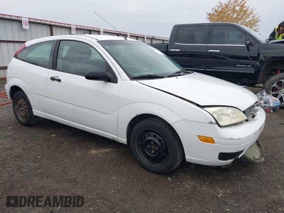 ✅ 2007 Ford Focus S • VIN: 1FAFP31N27W187658 • Лот: 43688932. Опубликован ранее на IAAI с пробегом 140 912 миль. Бесплатный доступ к архиву аукционных продаж из США и подробный отчёт об истории автомобиля на DreamBid. Изображение 1.