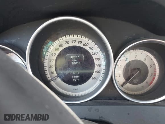 ✅ 2013 Mercedes-Benz C 300 Sport • VIN: WDDGF8AB7DR280115 • Lot: 42587180. Listed on IAAI with 120,832 mi. Free auction sales archive from the USA and detailed vehicle history report at DreamBid. Image 7.