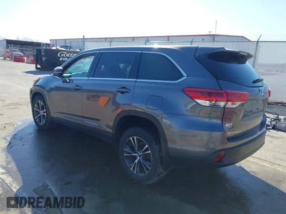 ✅ 2019 Toyota Highlander Hybrid LE • VIN: 5TDBGRFH3KS076303 • Лот: 41770576. Опубликован ранее на IAAI с пробегом 15 591 миль. Бесплатный доступ к архиву аукционных продаж из США и подробный отчёт об истории автомобиля на DreamBid. Изображение 3.