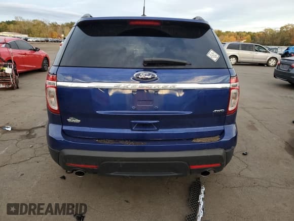 ✅ 2015 Ford Explorer • VIN: 1FM5K8B81FGB63303 • Lot: 86493885. Listed on Copart with 120,516 mi. Free auction sales archive from the USA and detailed vehicle history report at DreamBid. Image 6.