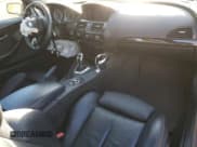 ✅ 2009 BMW 6 Series 650i • VIN: WBAEA53569CV92133 • Lot: 84199895. Wystawiony na Copart z przebiegiem 140 411 mil. Bezpłatny archiwum sprzedaży aukcyjnych z USA i szczegółowy raport historii pojazdu na DreamBid. Zdjęcie 8.