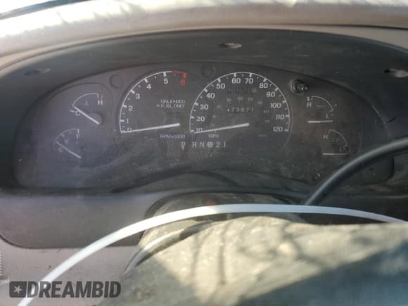 ✅ 1995 Ford Explorer Eddie Bauer • VIN: 1FMDU34X4SUB01239 • Lot: 44182335. Listed on Copart with 273,671 mi. Free auction sales archive from the USA and detailed vehicle history report at DreamBid. Image 9.