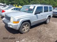 ✅ 2010 Jeep Commander Sport • VIN: 1J4RH4GK1AC148604 • Лот: 42518138. Опубликован ранее на IAAI с пробегом 170 261 миль. Бесплатный доступ к архиву аукционных продаж из США и подробный отчёт об истории автомобиля на DreamBid. Изображение 2.