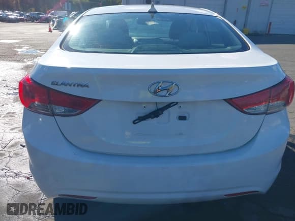 ✅ 2012 Hyundai Elantra GLS • VIN: 5NPDH4AE4CH088392 • Lot: 43609673. Listed on IAAI with 104,428 mi. Free auction sales archive from the USA and detailed vehicle history report at DreamBid. Image 16.