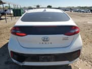 ✅ 2017 Hyundai Ioniq SEL • VIN: KMHC75LC2HU030256 • Lot: 81768915. Wystawiony na Copart z przebiegiem 122 843 mil. Bezpłatny archiwum sprzedaży aukcyjnych z USA i szczegółowy raport historii pojazdu na DreamBid. Zdjęcie 6.