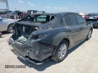 ✅ 2025 Toyota Camry LE • VIN: 4T1DAACK2SU147414 • Lot: 43033852. Listed on IAAI with 559 mi. Free auction sales archive from the USA and detailed vehicle history report at DreamBid. Image 4.