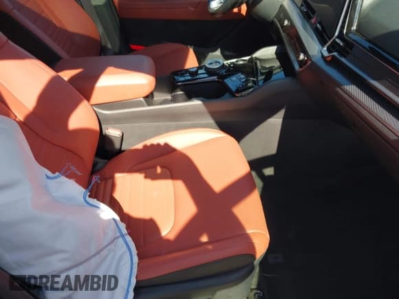 ✅ 2025 Kia Sportage SX-Prestige • VIN: KNDPXCDG4S7209495 • Лот: 43364823. Опубликован ранее на IAAI с пробегом 5 838 миль. Бесплатный доступ к архиву аукционных продаж из США и подробный отчёт об истории автомобиля на DreamBid. Изображение 5.