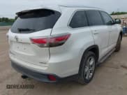 ✅ 2015 Toyota Highlander Limited • VIN: 5TDYKRFH7FS067344 • Lot: 42765216. Listed on IAAI with 114,172 mi. Free auction sales archive from the USA and detailed vehicle history report at DreamBid. Image 4.