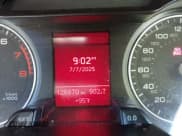 ✅ 2010 Audi A4 Premium • VIN: WAUBFAFL2AN019410 • Lot: 42625521. Wystawiony na IAAI z przebiegiem 126 870 mil. Bezpłatny archiwum sprzedaży aukcyjnych z USA i szczegółowy raport historii pojazdu na DreamBid. Zdjęcie 7.