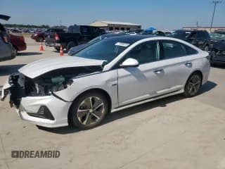 ✅ 2019 Hyundai Sonata Limited • VIN: KMHE34L35KA089728 • Лот: 71898415. Опубликован ранее на Copart с пробегом 47 784 миль. Бесплатный доступ к архиву аукционных продаж из США и подробный отчёт об истории автомобиля на DreamBid. Изображение 1.