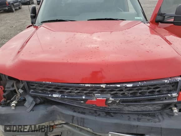 2005 Chevrolet Silverado 2500HD LT with VIN 1GCHK23215F888557, listed as a Copart auction lot 61552175 with 253,556 mi miles and Salvage title. Bid and sale history available at DreamBid. Image 11.