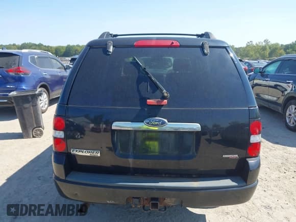 ✅ 2007 Ford Explorer Limited • VIN: 1FMEU75837UA98697 • Лот: 43160449. Опубликован ранее на IAAI с пробегом 155 409 миль. Бесплатный доступ к архиву аукционных продаж из США и подробный отчёт об истории автомобиля на DreamBid. Изображение 17.