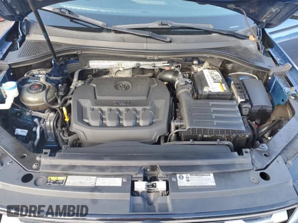 ✅ 2019 Volkswagen Tiguan S • VIN: 3VV0B7AX2KM042198 • Lot: 89929235. Listed on Copart with 207,501 mi. Free auction sales archive from the USA and detailed vehicle history report at DreamBid. Image 12.