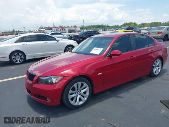 ✅ 2008 BMW 3 Series 328i • VIN: WBAVA37538NL57075 • Lot: 42865345. Wystawiony na IAAI z przebiegiem Nie podano. Bezpłatny archiwum sprzedaży aukcyjnych z USA i szczegółowy raport historii pojazdu na DreamBid. Zdjęcie 2.