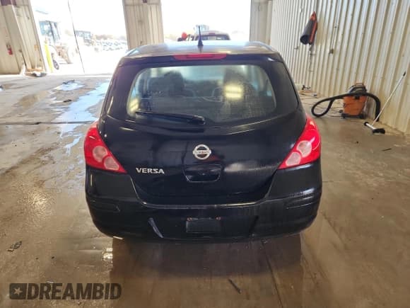 ✅ 2008 Nissan Versa S • VIN: 3N1BC13E68L392223 • Lot: 90532045. Wystawiony na Copart z przebiegiem 125 372 mil. Bezpłatny archiwum sprzedaży aukcyjnych z USA i szczegółowy raport historii pojazdu na DreamBid. Zdjęcie 6.