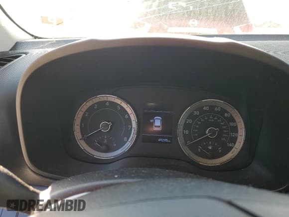 ✅ 2021 Hyundai Venue SEL • VIN: KMHRC8A31MU126366 • Lot: 75582034. Wystawiony na Copart z przebiegiem 49 295 mil. Bezpłatny archiwum sprzedaży aukcyjnych z USA i szczegółowy raport historii pojazdu na DreamBid. Zdjęcie 9.