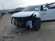 ✅ 2022 Volkswagen Atlas SE • VIN: 1V2JE2CA5NC220468 • Lot: 40873030. Wystawiony na IAAI z przebiegiem 78 867 mil. Bezpłatny archiwum sprzedaży aukcyjnych z USA i szczegółowy raport historii pojazdu na DreamBid. Zdjęcie 6.