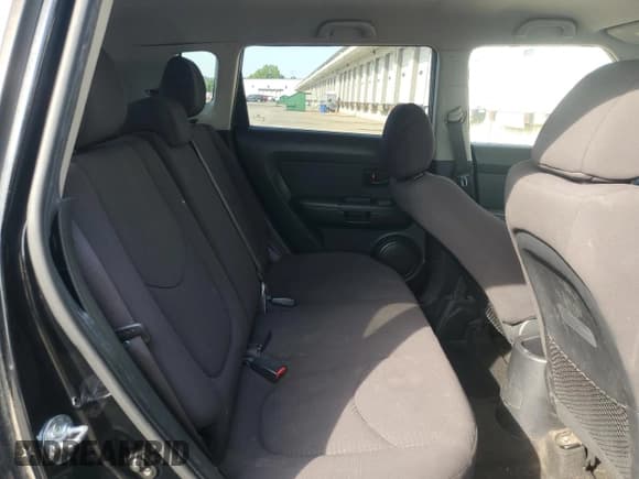 ✅ 2013 Kia Soul • VIN: KNDJT2A58D7615409 • Лот: 69136155. Опубликован ранее на Copart с пробегом 100 745 миль. Бесплатный доступ к архиву аукционных продаж из США и подробный отчёт об истории автомобиля на DreamBid. Изображение 11.