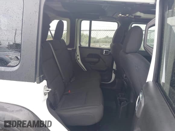 ✅ 2022 Jeep Wrangler Unlimited Sport S • VIN: 1C4HJXDGXNW201781 • Лот: 42503489. Опубликован ранее на IAAI с пробегом 43 576 миль. Бесплатный доступ к архиву аукционных продаж из США и подробный отчёт об истории автомобиля на DreamBid. Изображение 8.