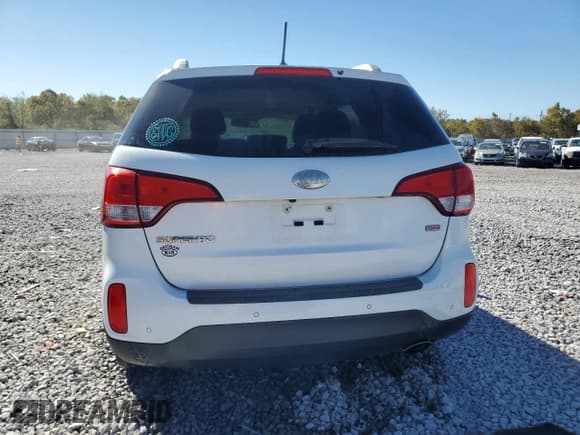 ✅ 2014 Kia Sorento LX • VIN: 5XYKT3A6XEG441480 • Lot: 87451145. Listed on Copart with 128,075 mi. Free auction sales archive from the USA and detailed vehicle history report at DreamBid. Image 6.