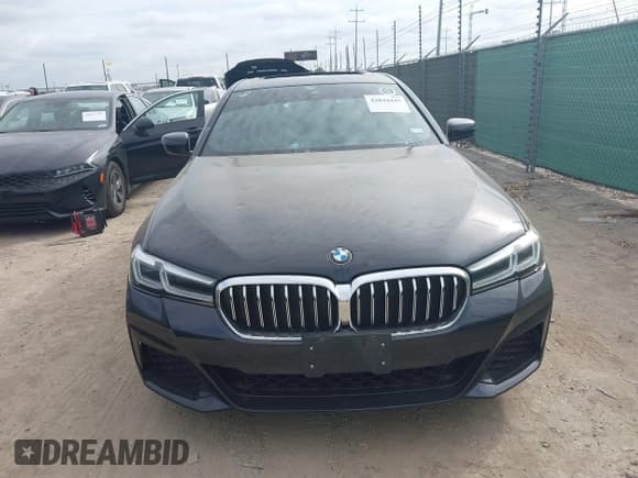 ✅ 2021 BMW 5 Series 530i • VIN: WBA53BH04MCF37326 • Lot: 42044445. Listed on IAAI with 43,663 mi. Free auction sales archive from the USA and detailed vehicle history report at DreamBid. Image 12.