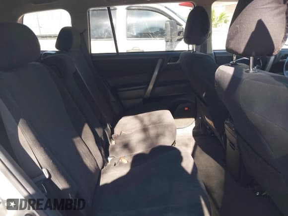 ✅ 2010 Toyota Highlander Sport • VIN: 5TDXK3EH4AS002230 • Лот: 42443643. Опубликован ранее на IAAI с пробегом 156 272 миль. Бесплатный доступ к архиву аукционных продаж из США и подробный отчёт об истории автомобиля на DreamBid. Изображение 8.