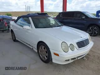 ✅ 2002 Mercedes-Benz CLK 320/430 • VIN: WDBLK65G72T110575 • Lot: 41950872. Wystawiony na IAAI z przebiegiem 171 928 mil. Bezpłatny archiwum sprzedaży aukcyjnych z USA i szczegółowy raport historii pojazdu na DreamBid. Zdjęcie 1.