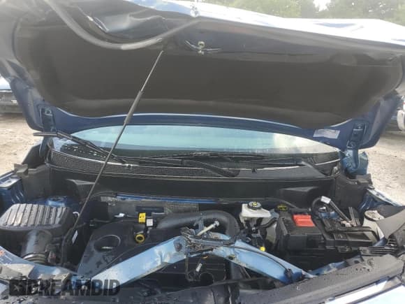 ✅ 2025 Chevrolet Equinox FWD LT • VIN: 3GNAXHEG8SL163724 • Lot: 68433975. Wystawiony na Copart z przebiegiem 20 578 mil. Bezpłatny archiwum sprzedaży aukcyjnych z USA i szczegółowy raport historii pojazdu na DreamBid. Zdjęcie 12.