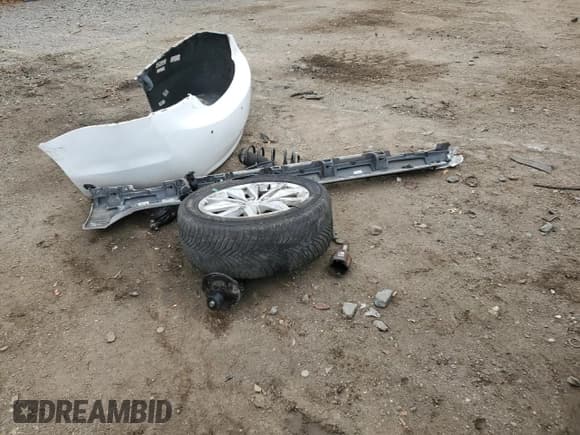 ✅ 2016 Chevrolet Impala LT • VIN: 2G1105SA4G9127463 • Лот: 79055314. Опубликован ранее на Copart с пробегом 100 591 миль. Бесплатный доступ к архиву аукционных продаж из США и подробный отчёт об истории автомобиля на DreamBid. Изображение 12.