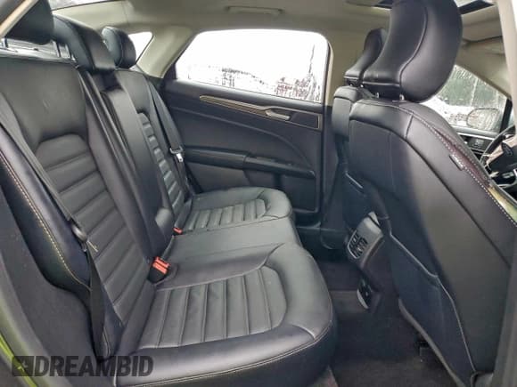 ✅ 2018 Ford Fusion SE • VIN: 3FA6P0LU0JR225269 • Lot: 94545185. Wystawiony na Copart z przebiegiem 69 472 mil. Bezpłatny archiwum sprzedaży aukcyjnych z USA i szczegółowy raport historii pojazdu na DreamBid. Zdjęcie 10.