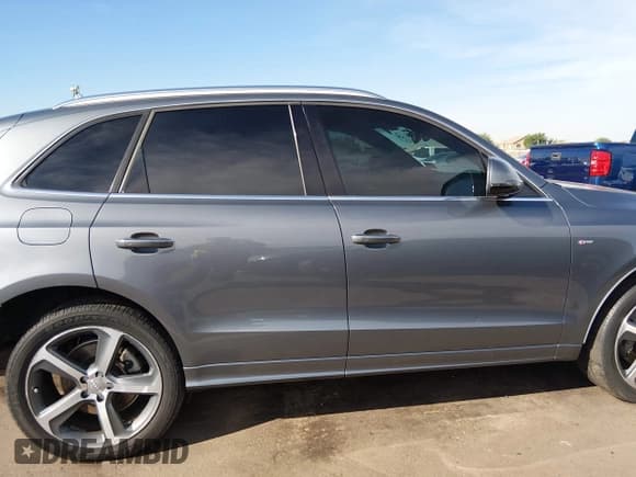 ✅ 2016 Audi Q5 Premium Plus • VIN: WA1D7AFP4GA133222 • Лот: 43781061. Опубликован ранее на IAAI с пробегом 105 113 миль. Бесплатный доступ к архиву аукционных продаж из США и подробный отчёт об истории автомобиля на DreamBid. Изображение 13.