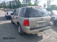 ✅ 2005 Ford Explorer XLT • VIN: 1FMZU73K45UB25032 • Lot: 42313925. Wystawiony na IAAI z przebiegiem 253 010 mil. Bezpłatny archiwum sprzedaży aukcyjnych z USA i szczegółowy raport historii pojazdu na DreamBid. Zdjęcie 3.