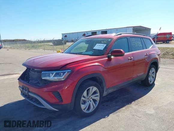 ✅ 2022 Volkswagen Atlas SE • VIN: 1V2HR2CAXNC551811 • Lot: 43382936. Listed on IAAI with 70,176 mi. Free auction sales archive from the USA and detailed vehicle history report at DreamBid. Image 17.