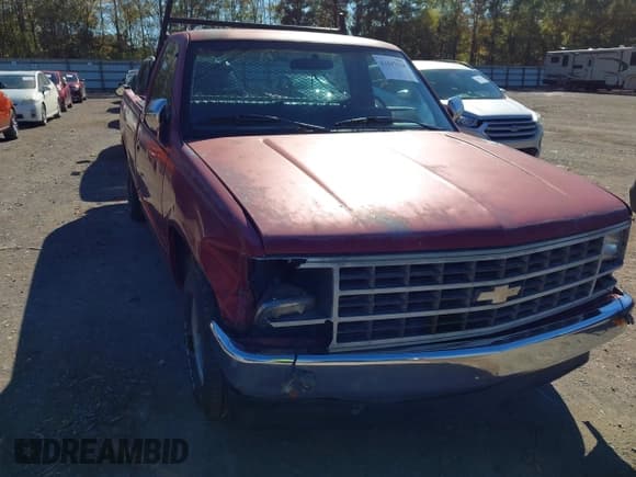 ✅ 1990 Chevrolet Silverado 1500 • VIN: 1GCDC14H9LZ219165 • Lot: 43447528. Wystawiony na IAAI z przebiegiem 272 427 mil. Bezpłatny archiwum sprzedaży aukcyjnych z USA i szczegółowy raport historii pojazdu na DreamBid. Zdjęcie 6.