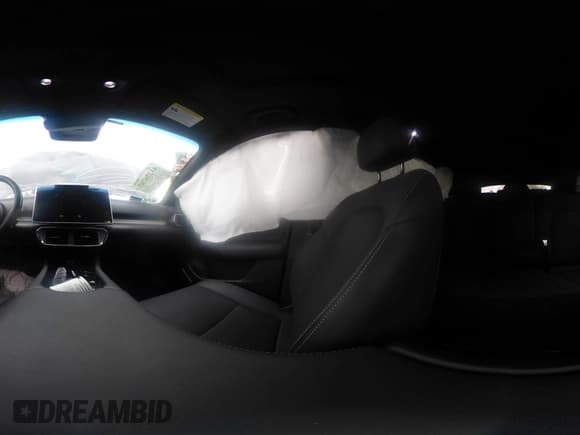 ✅ 2023 VinFast VF 8 Plus • VIN: RLLV1AFA4PH002697 • Лот: 43276767. Опубликован ранее на IAAI с пробегом 16 672 миль. Бесплатный доступ к архиву аукционных продаж из США и подробный отчёт об истории автомобиля на DreamBid. Изображение 19.