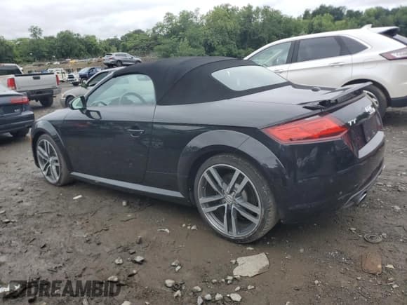 ✅ 2016 Audi TT 2.0T • VIN: TRUT5CFVXG1027963 • Lot: 66359244. Wystawiony na Copart z przebiegiem 29 874 mil. Bezpłatny archiwum sprzedaży aukcyjnych z USA i szczegółowy raport historii pojazdu na DreamBid. Zdjęcie 2.