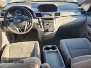 ✅ 2012 Honda Odyssey EX • VIN: 5FNRL5H4XCB084403 • Lot: 92937615. Wystawiony na Copart z przebiegiem 159 588 mil. Bezpłatny archiwum sprzedaży aukcyjnych z USA i szczegółowy raport historii pojazdu na DreamBid. Zdjęcie 8.