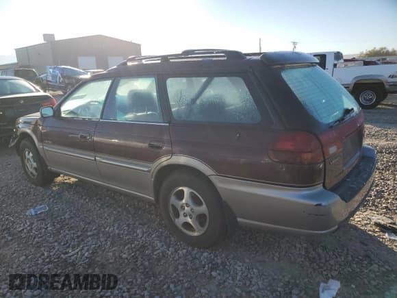 ✅ 1999 Subaru Legacy Outback • VIN: 4S3BG6856X7647558 • Лот: 76606464. Опубликован ранее на Copart с пробегом 138 971 миль. Бесплатный доступ к архиву аукционных продаж из США и подробный отчёт об истории автомобиля на DreamBid. Изображение 2.