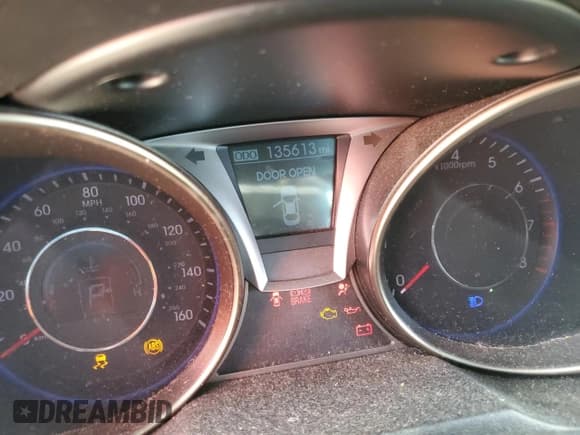 ✅ 2013 Hyundai Genesis Coupe 2.0T • VIN: KMHHT6KD5DU108914 • Lot: 47117305. Wystawiony na Copart z przebiegiem 135 613 mil. Bezpłatny archiwum sprzedaży aukcyjnych z USA i szczegółowy raport historii pojazdu na DreamBid. Zdjęcie 9.