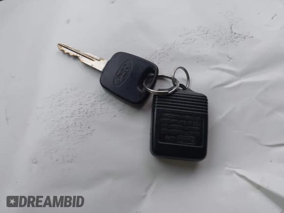 ✅ 2003 Ford F-150 XLT • VIN: 1FTRW07L43KA75928 • Lot: 43703632. Listed on IAAI with 344,516 mi. Free auction sales archive from the USA and detailed vehicle history report at DreamBid. Image 11.