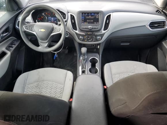 ✅ 2022 Chevrolet Equinox LS • VIN: 3GNAXHEV7NS204336 • Lot: 52147055. Wystawiony na Copart z przebiegiem 255 078 mil. Bezpłatny archiwum sprzedaży aukcyjnych z USA i szczegółowy raport historii pojazdu na DreamBid. Zdjęcie 8.
