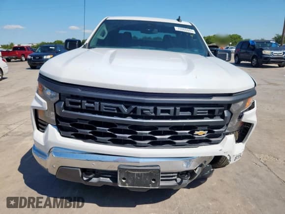 ✅ 2025 Chevrolet Silverado 1500 • VIN: 1GCRKAEK0SZ198062 • Лот: 70900665. Опубликован ранее на Copart с пробегом 7 584 миль. Бесплатный доступ к архиву аукционных продаж из США и подробный отчёт об истории автомобиля на DreamBid. Изображение 5.